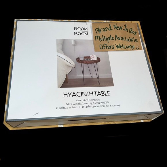 Hyacinth Table - Picture 3 of 5